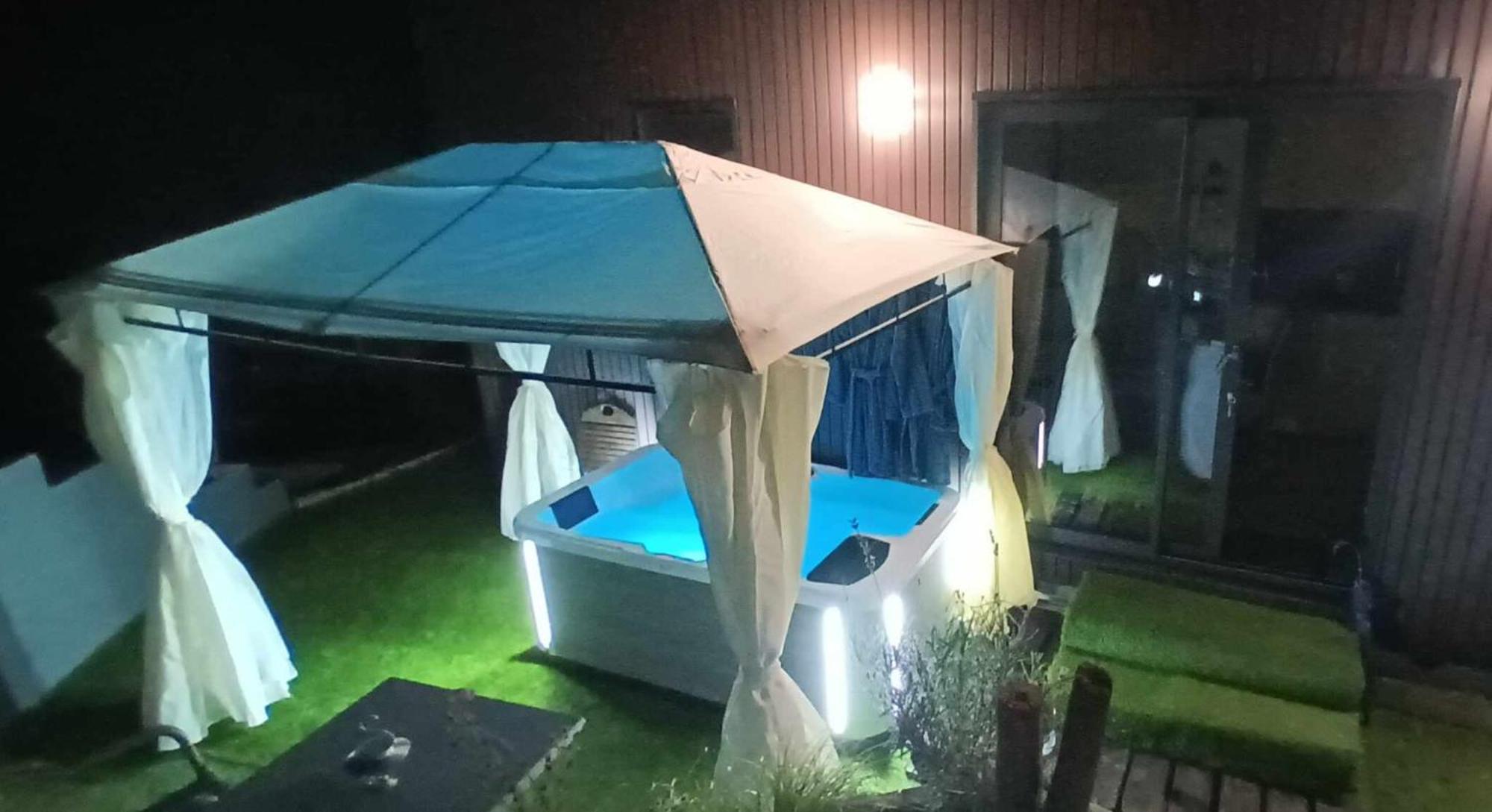 Au Fond Du Jardin Villa Wintzenheim-Kochersberg Exteriör bild